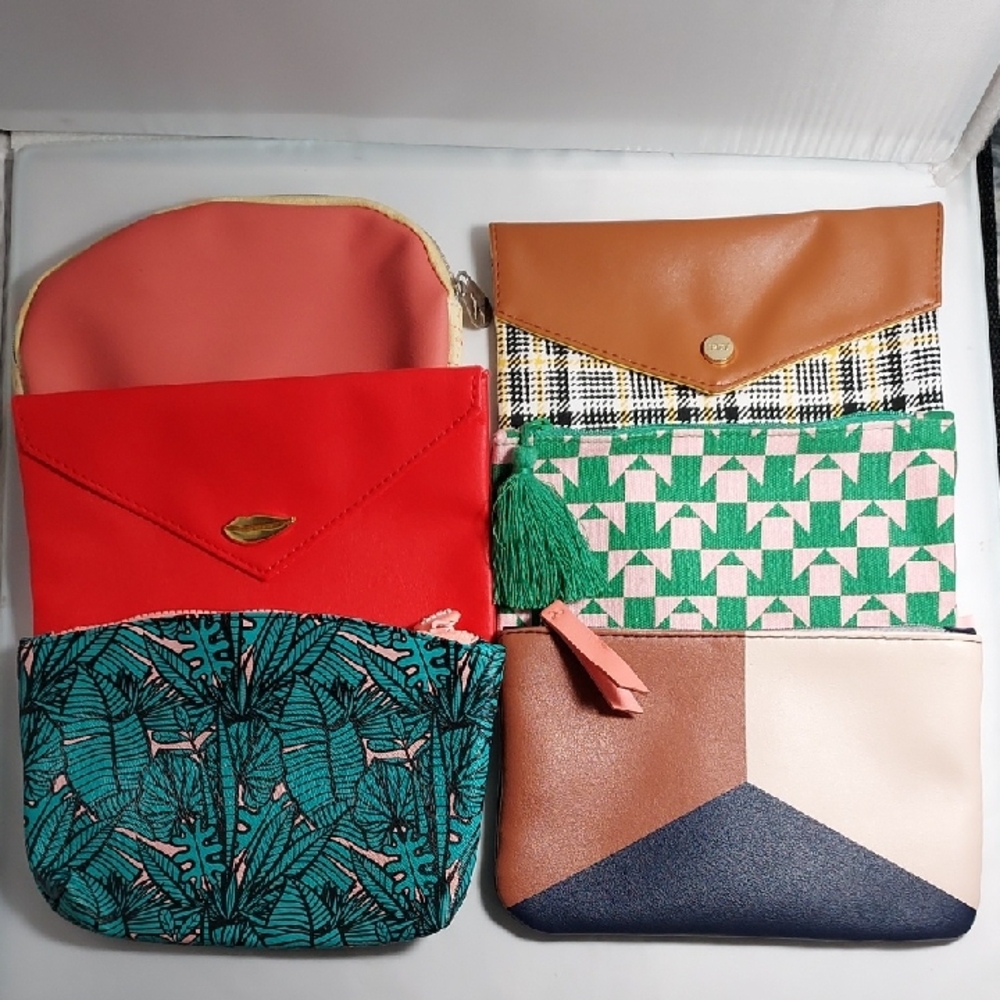 IPSY Clutch and Zipper Pouch Set of 6